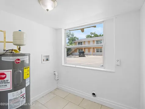 87 NW Irwin Avenue West Melbourne FL 32904