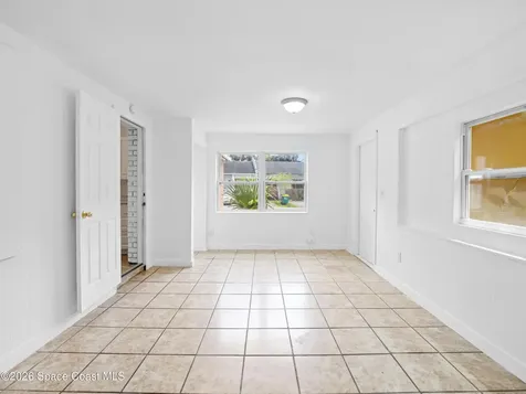 87 NW Irwin Avenue West Melbourne FL 32904
