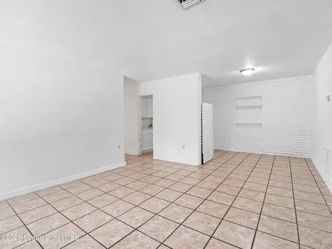 87 NW Irwin Avenue West Melbourne FL 32904