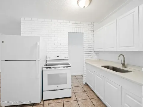 87 NW Irwin Avenue West Melbourne FL 32904