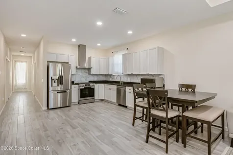 209 E Avenue B Melbourne FL 32901