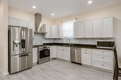 209 E Avenue B Melbourne FL 32901