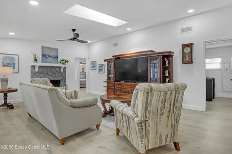 850 Haftez Street NE Palm Bay FL 32907