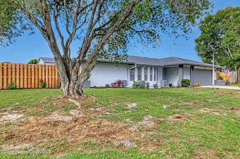 850 Haftez Street NE Palm Bay FL 32907