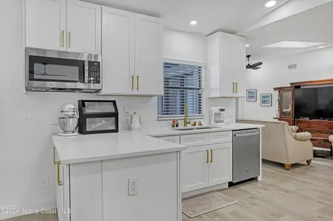 850 Haftez Street NE Palm Bay FL 32907