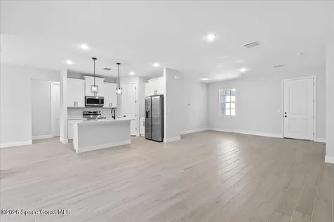 170 Silverfrost Street SE Palm Bay FL 32909