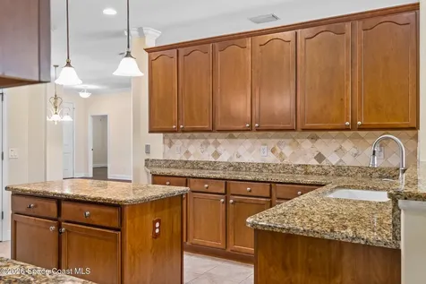 467 Pirates Moon Court Indialantic FL 32903