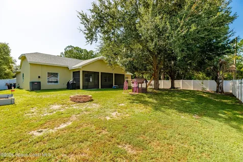 586 Sea Fury Avenue SW Palm Bay FL 32908