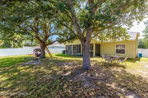 586 Sea Fury Avenue SW Palm Bay FL 32908