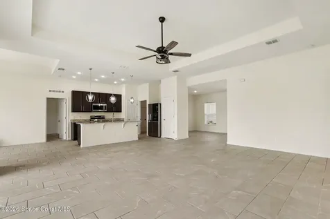 374 Evergreen Street NE Palm Bay FL 32907