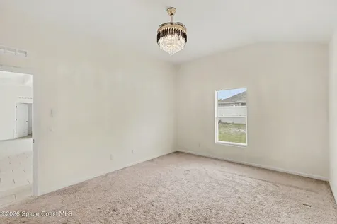 374 Evergreen Street NE Palm Bay FL 32907