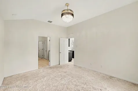 374 Evergreen Street NE Palm Bay FL 32907