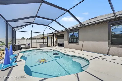 730 Old Country Road SE Palm Bay FL 32909