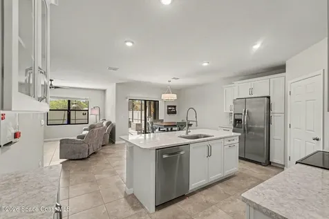 730 Old Country Road SE Palm Bay FL 32909