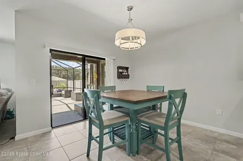 730 Old Country Road SE Palm Bay FL 32909
