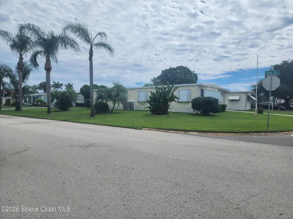 442 Seagull Drive Barefoot Bay FL 32976
