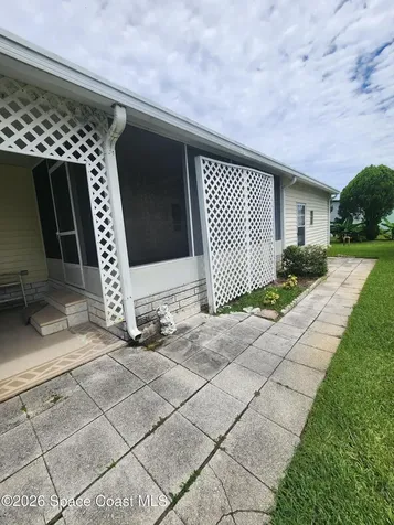 442 Seagull Drive Barefoot Bay FL 32976