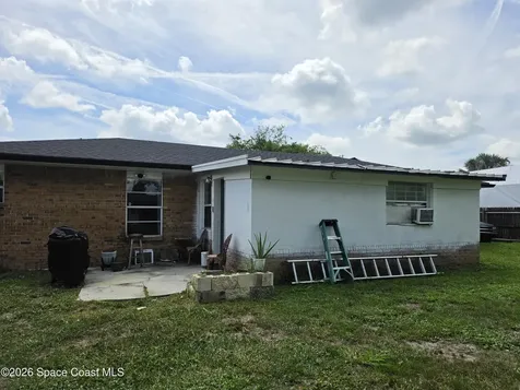 478 Bradley Avenue NE Palm Bay FL 32907