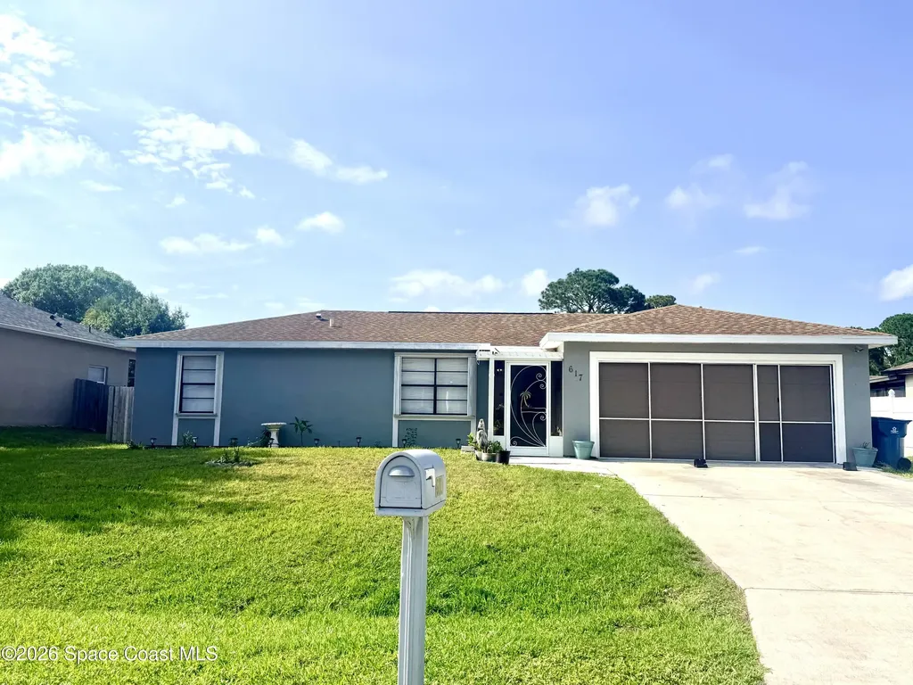 617 Thuringer Street NW Palm Bay FL 32907