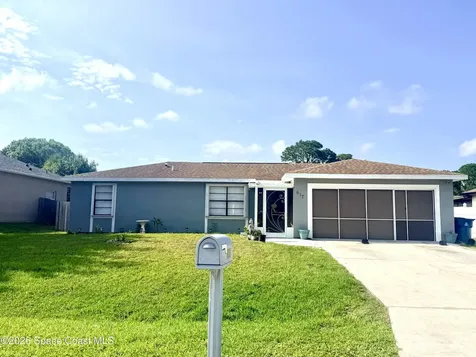 617 Thuringer Street NW Palm Bay FL 32907
