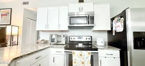 617 Thuringer Street NW Palm Bay FL 32907