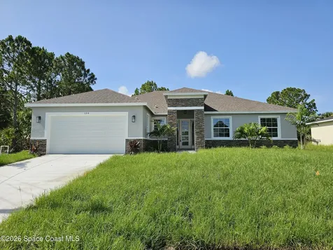 134 Ferguson Street SW Palm Bay FL 32908
