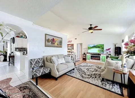 985 Canton Street NW Palm Bay FL 32907