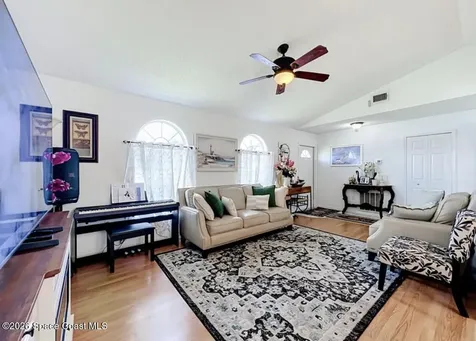 985 Canton Street NW Palm Bay FL 32907