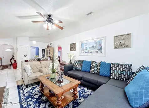 985 Canton Street NW Palm Bay FL 32907