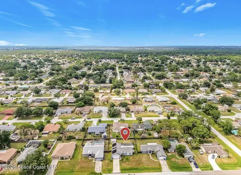 985 Canton Street NW Palm Bay FL 32907
