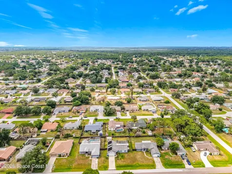 985 Canton Street NW Palm Bay FL 32907
