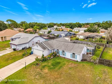 985 Canton Street NW Palm Bay FL 32907