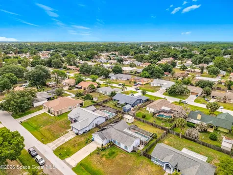 985 Canton Street NW Palm Bay FL 32907