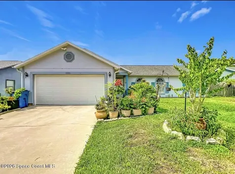 985 Canton Street NW Palm Bay FL 32907