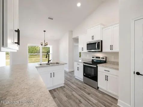 949 Le Baron Street SW Palm Bay FL 32908