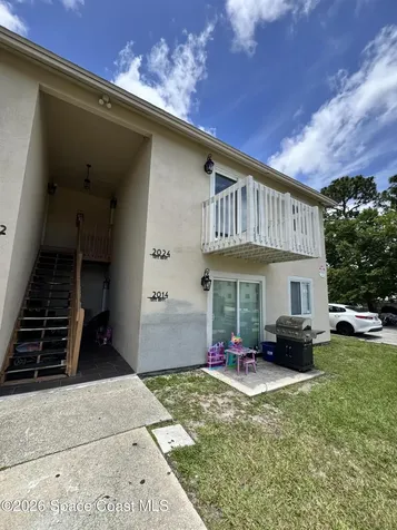 2012 Tree Ridge Lane NE Palm Bay FL 32905