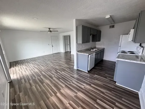 2012 Tree Ridge Lane NE Palm Bay FL 32905