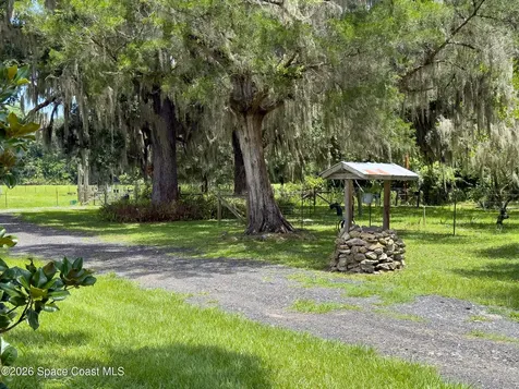 1140 Turnbull Grove Road Oak Hill FL 32759