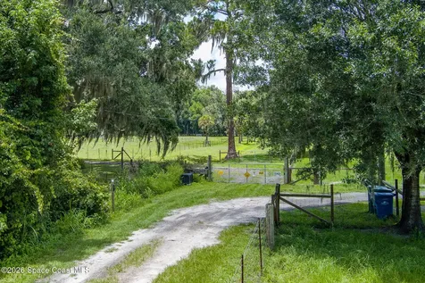 1140 Turnbull Grove Road Oak Hill FL 32759