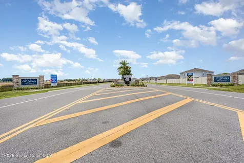 2352 Carrick Street NW Palm Bay FL 32907