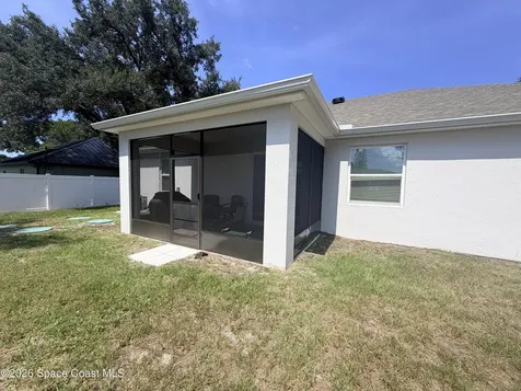 852 Remsen Avenue NW Palm Bay FL 32907