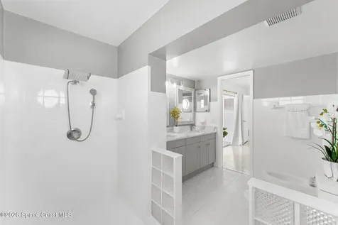 462 Sandpiper Drive Satellite Beach FL 32937