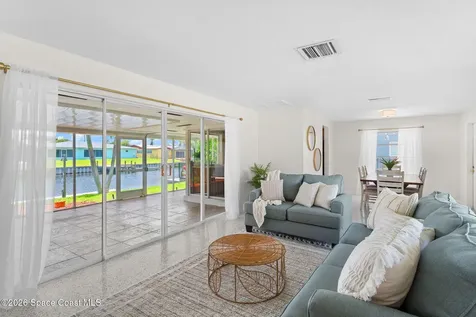 462 Sandpiper Drive Satellite Beach FL 32937