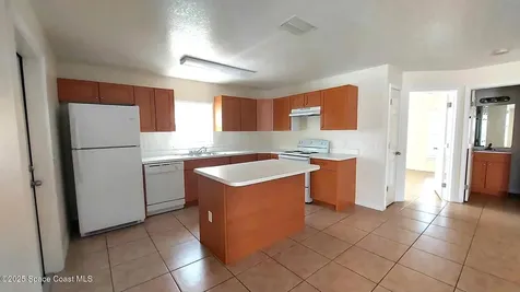 821 Angela Avenue Rockledge FL 32955