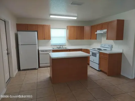 821 Angela Avenue Rockledge FL 32955