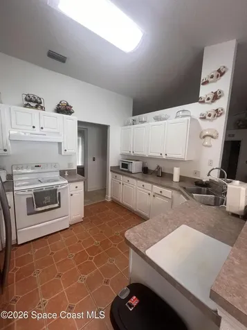 171 Chestnut Avenue NE Palm Bay FL 32907
