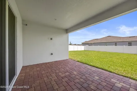 195 Loymer Circle Merritt Island FL 32953