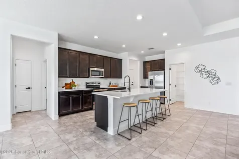 195 Loymer Circle Merritt Island FL 32953