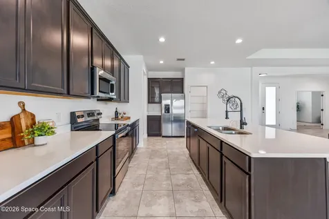 195 Loymer Circle Merritt Island FL 32953