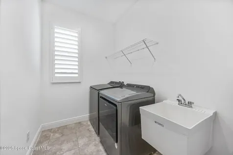 195 Loymer Circle Merritt Island FL 32953